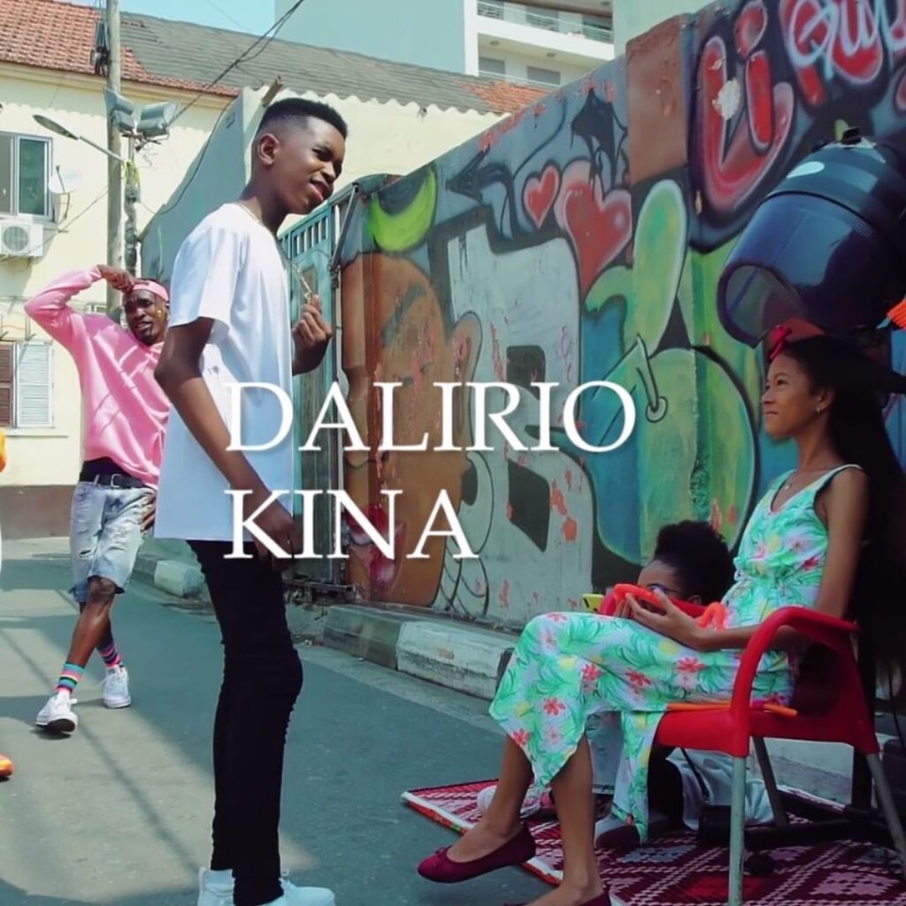 Dalírio Kina - Criança Inocente