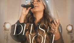 Gabriela Rocha – Deus Está Aqui (Medley)